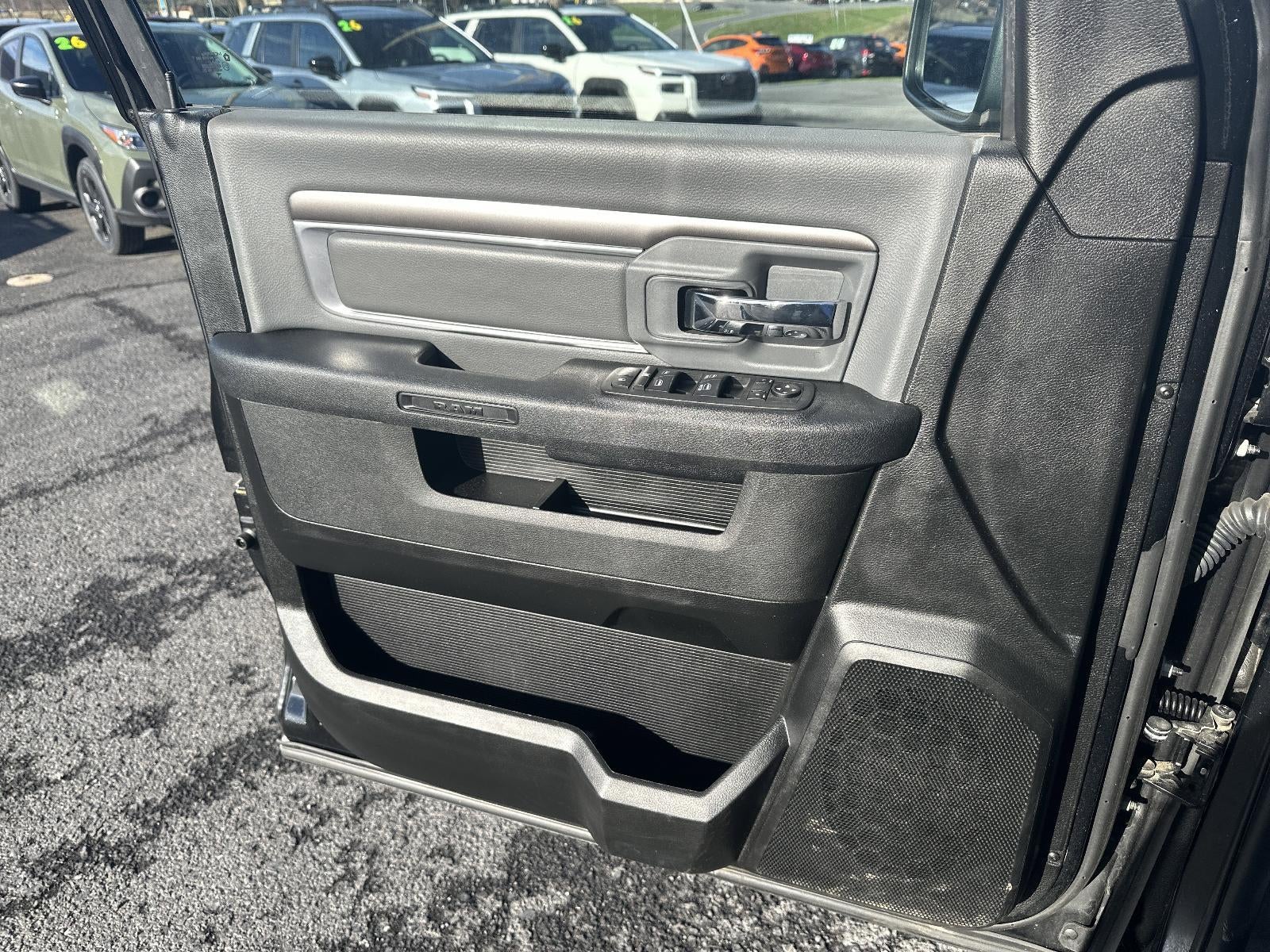 2024 RAM 1500 Classic SLT 4x4 Quad Cab 6'4" Box