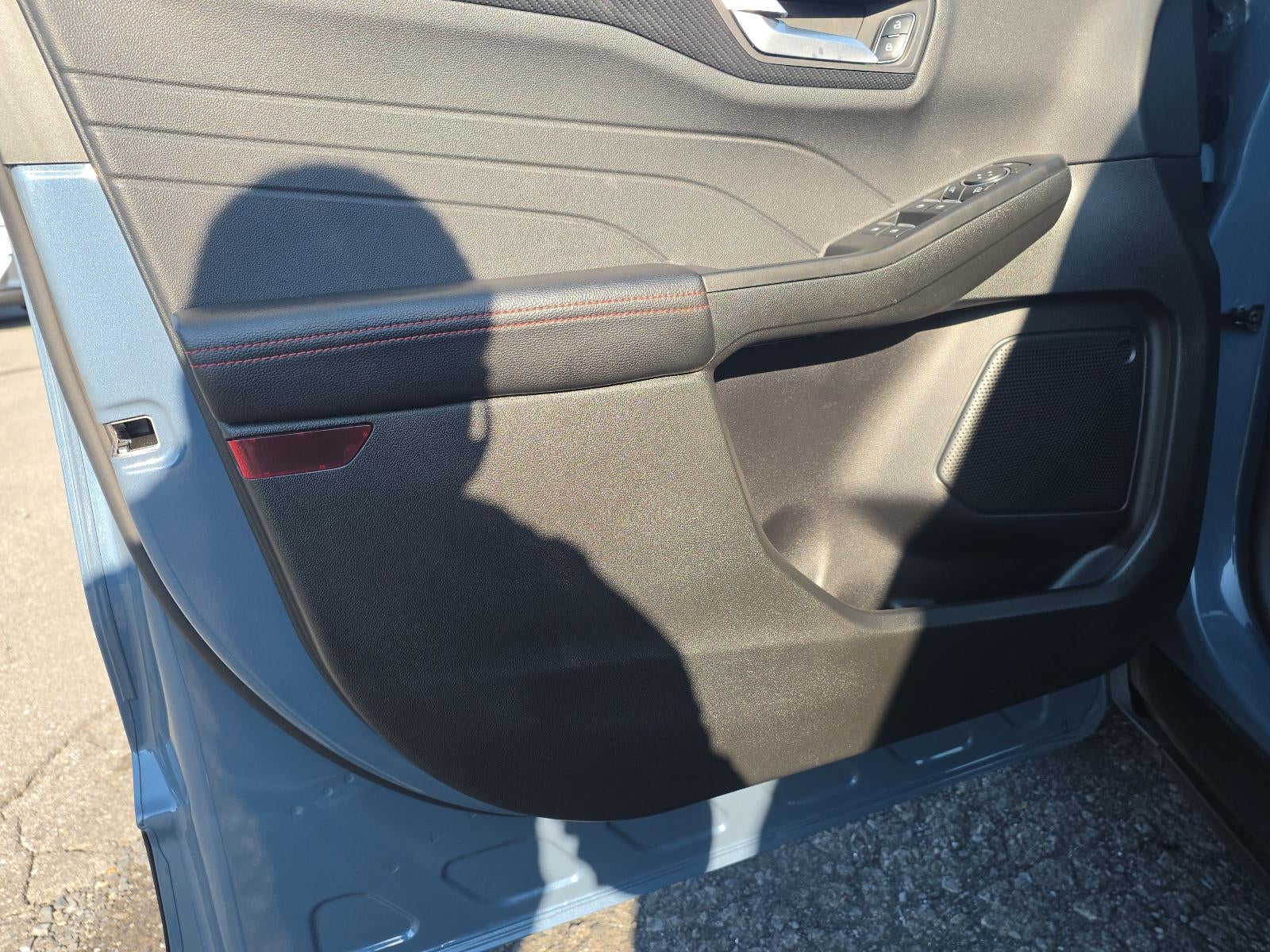 2025 Ford Escape ST-Line Select AWD