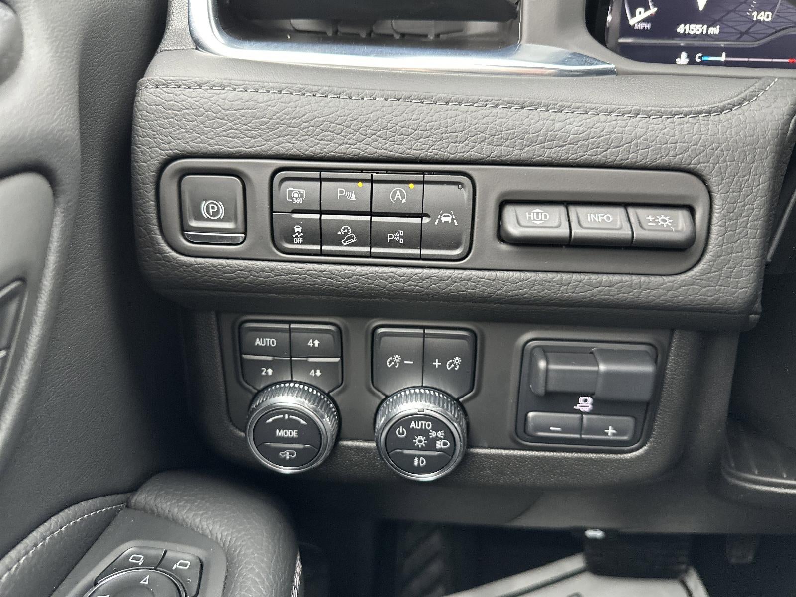 2023 GMC Yukon 4WD 4dr Denali