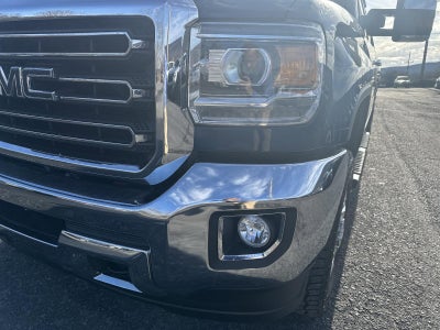 2019 GMC Sierra 2500 HD Crew Cab Standard Box 4-Wheel Drive SLT