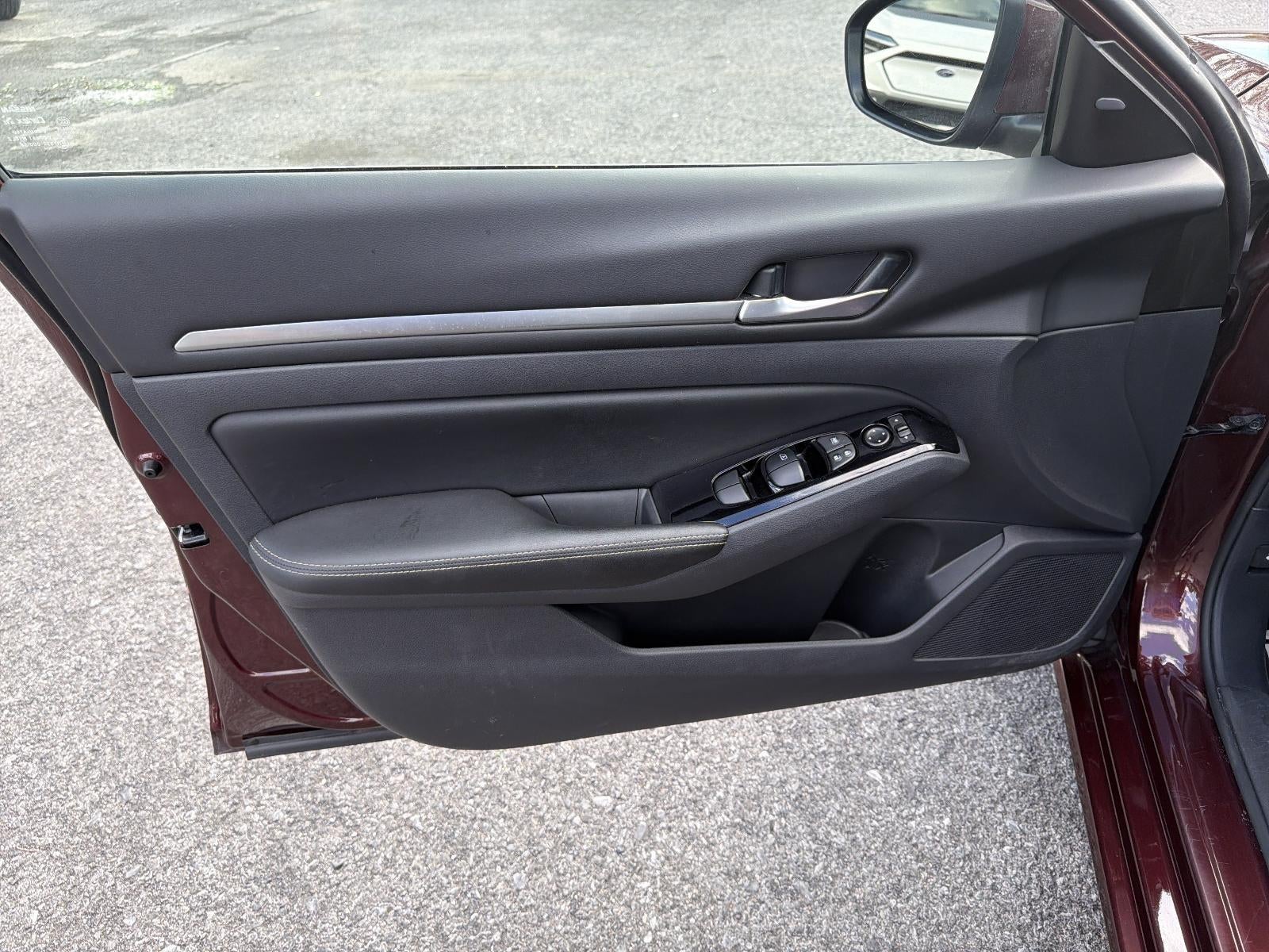 2023 Nissan Altima 2.5 SV AWD Sedan