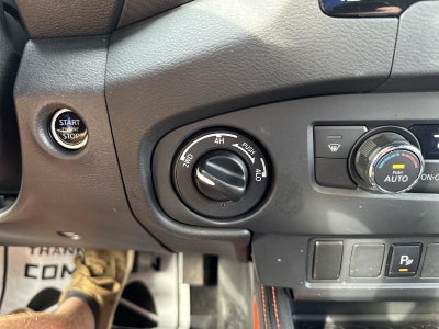 2024 Nissan Frontier Crew Cab 4x4 PRO-4X