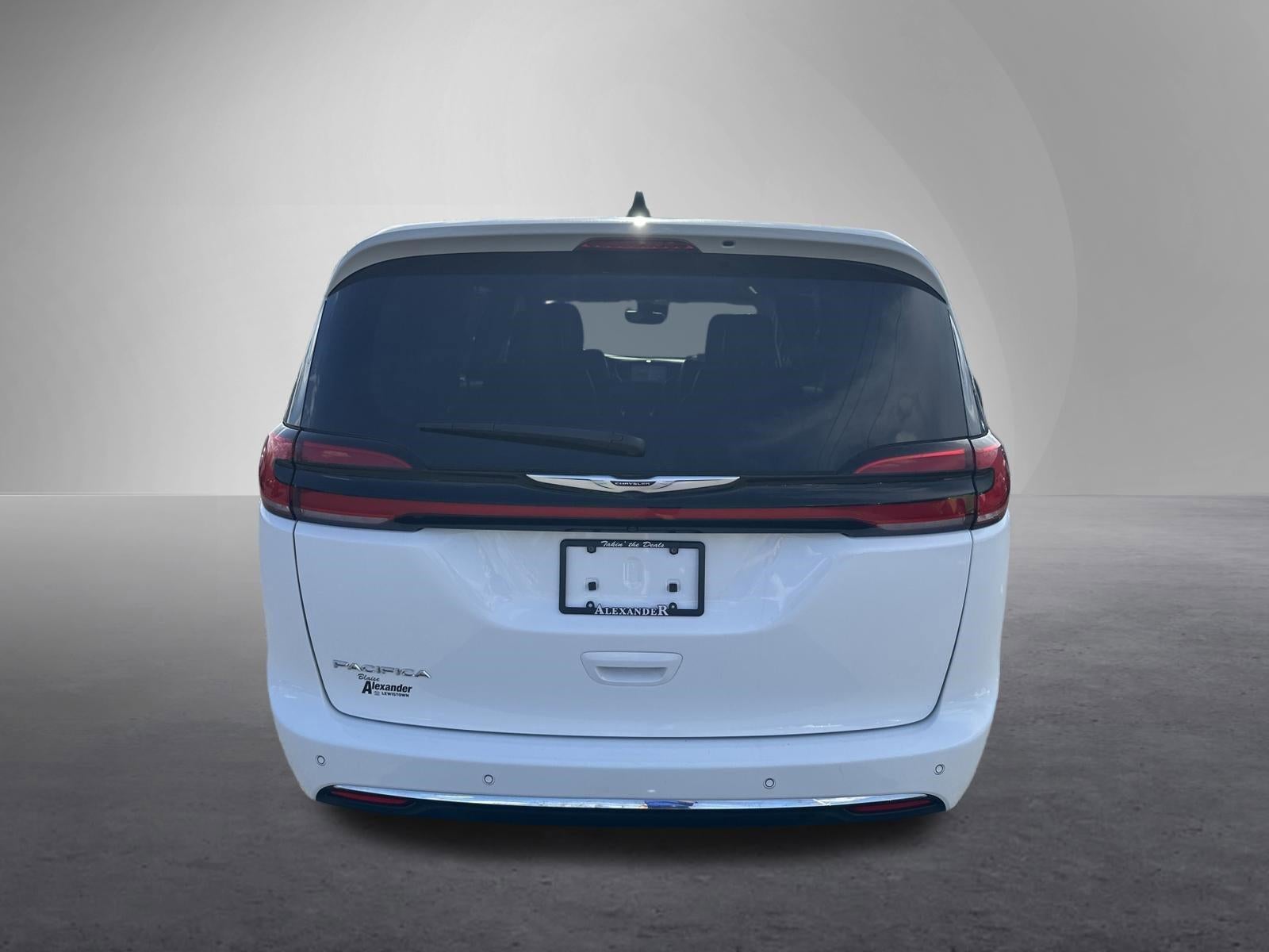 2023 Chrysler Pacifica Touring L FWD