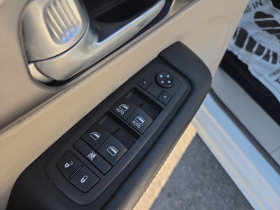 2024 Chrysler Pacifica Touring L FWD