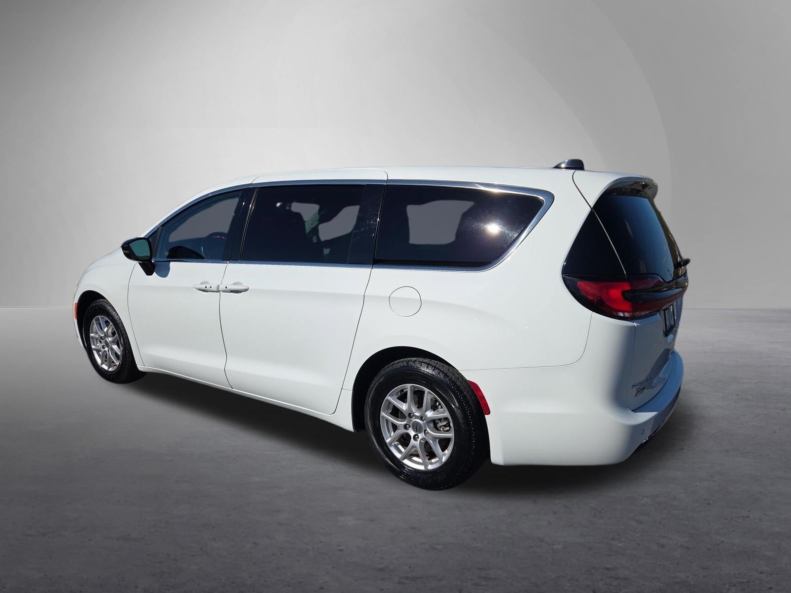 2024 Chrysler Pacifica Touring L FWD