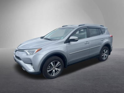 2016 Toyota RAV4 AWD 4dr XLE (Natl)