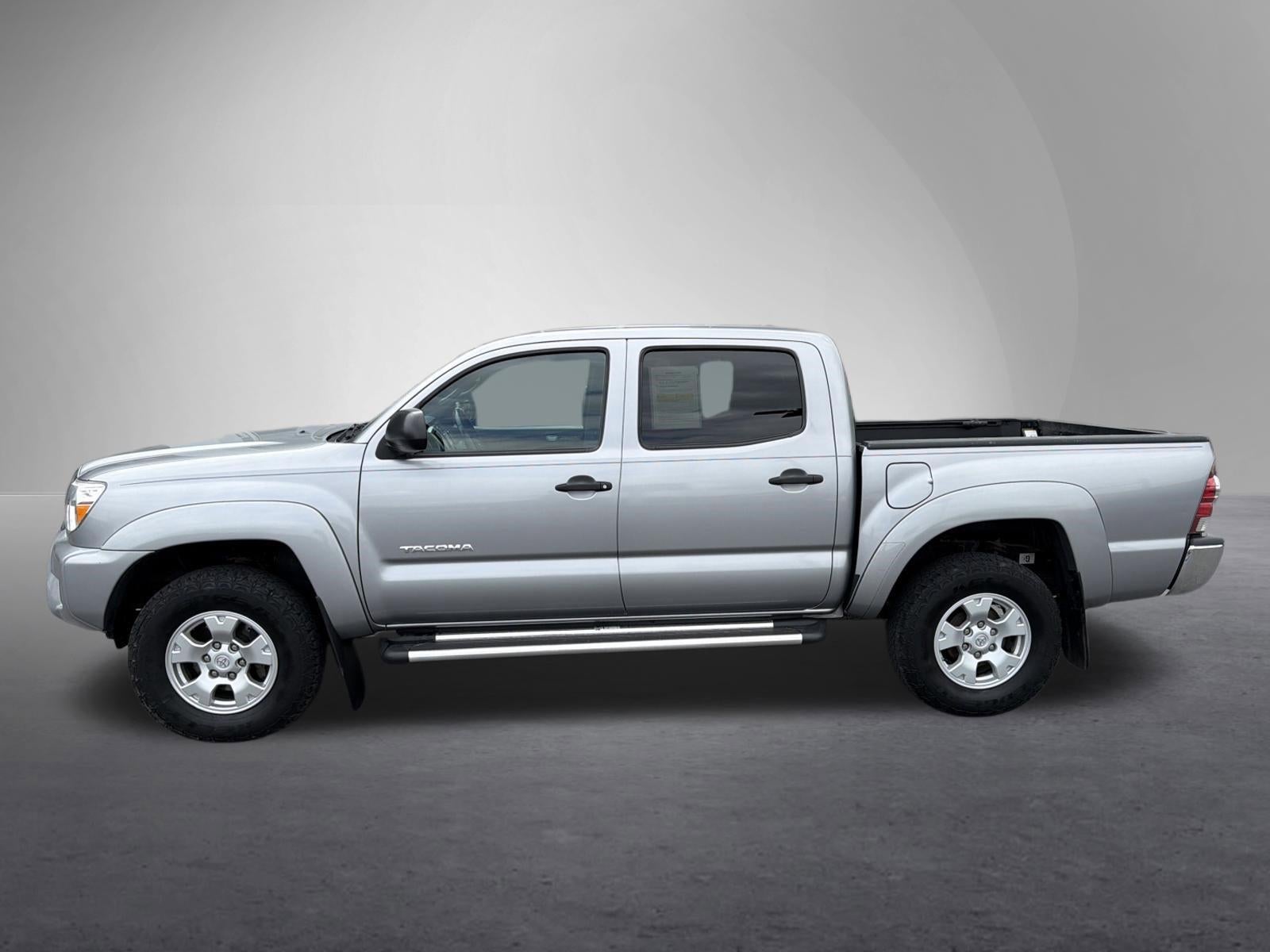 2015 Toyota Tacoma 4WD Double Cab Short Bed V6 Automatic (Natl)
