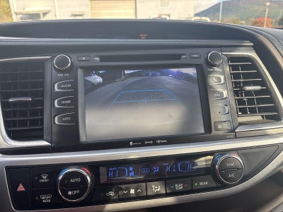 2016 Toyota Highlander AWD 4dr V6 XLE (Natl)
