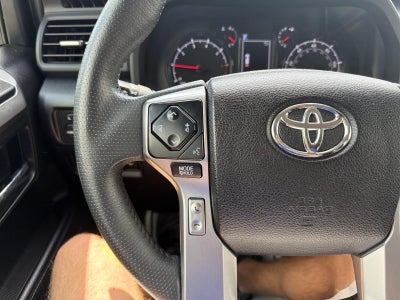 2024 Toyota 4Runner SR5 4WD (GS)