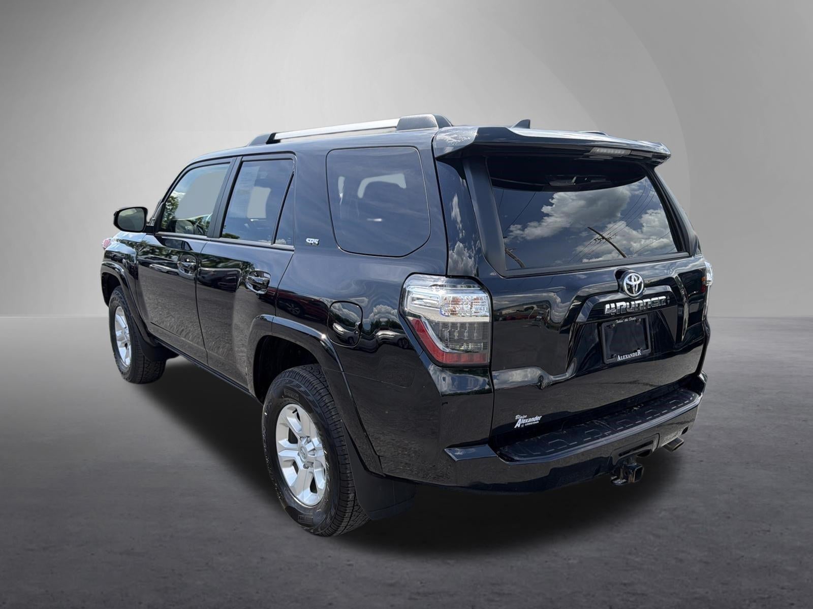 2024 Toyota 4Runner SR5 4WD (GS)