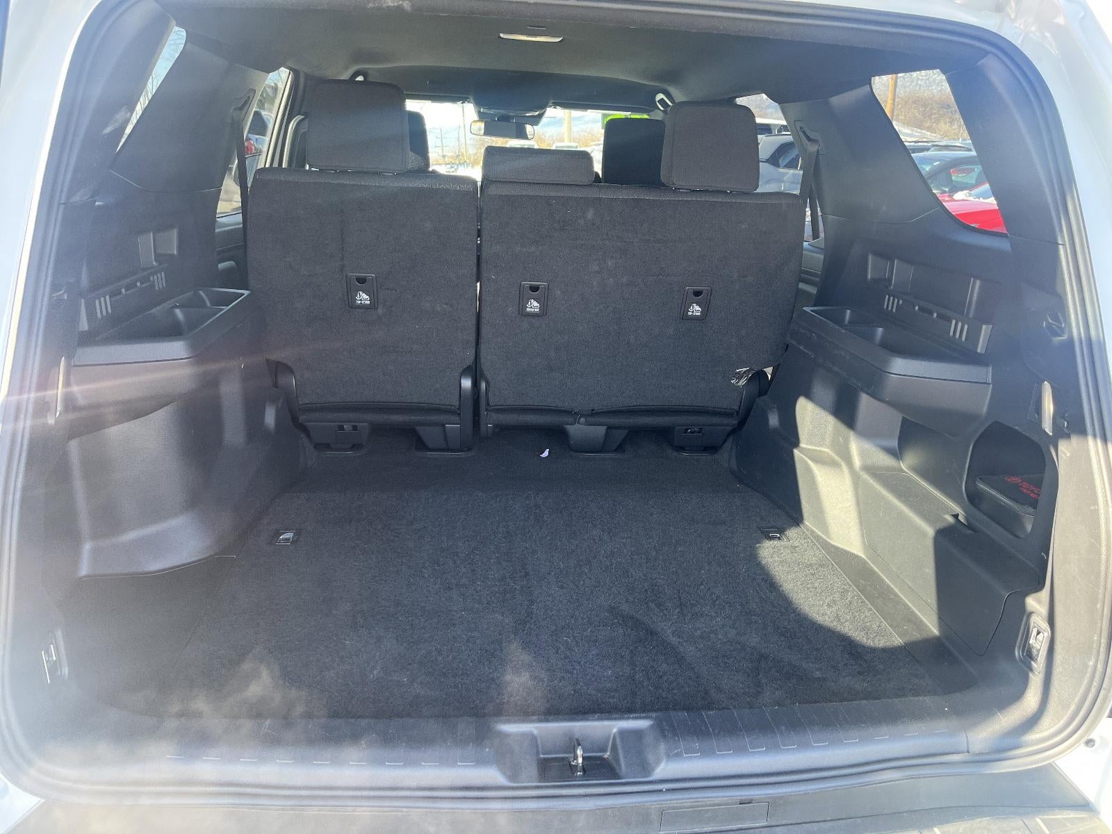 2025 Toyota 4Runner SR5 4WD (GS)