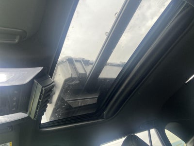 2019 Toyota RAV4 Hybrid XSE AWD (Natl)