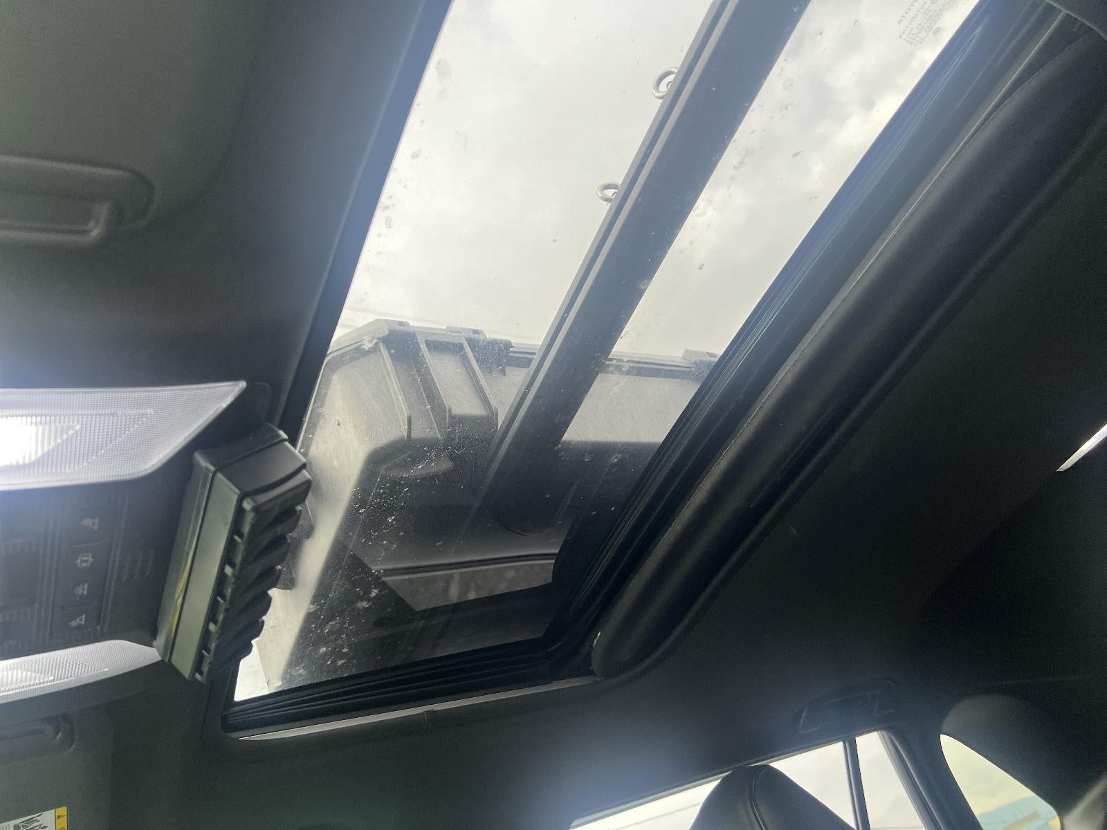 2019 Toyota RAV4 Hybrid XSE AWD (Natl)