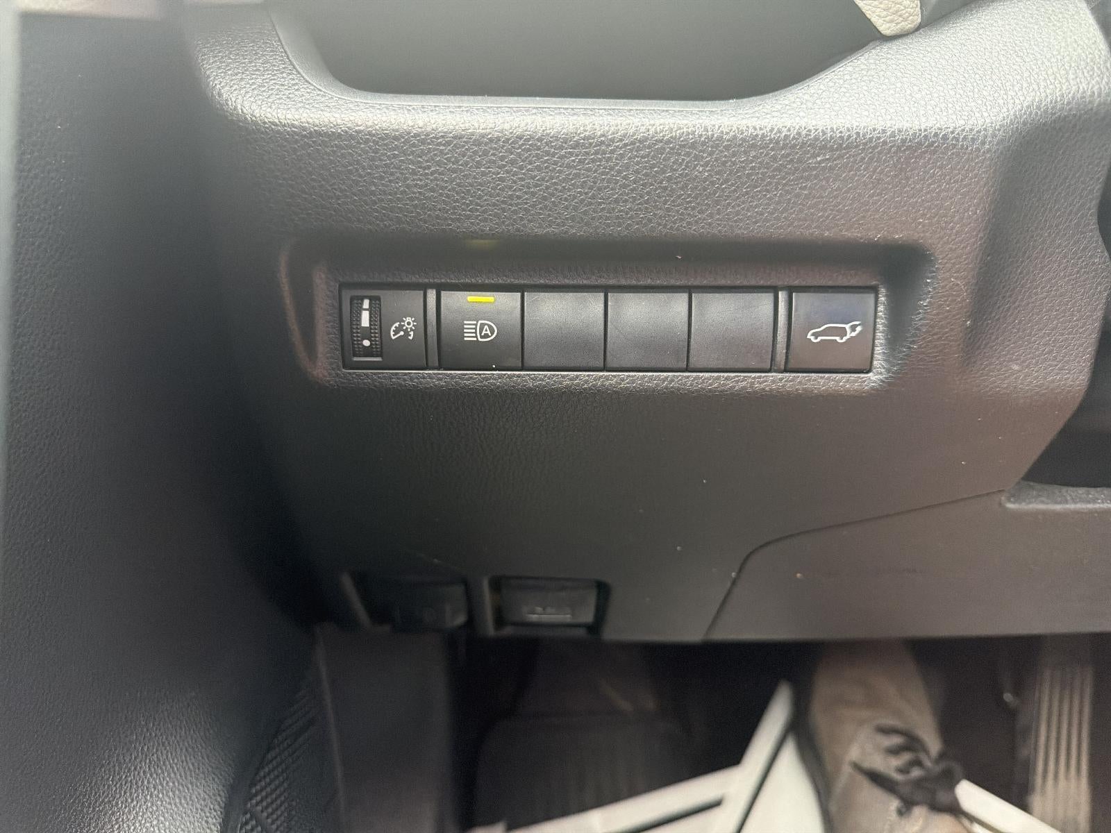 2019 Toyota RAV4 XLE AWD (Natl)