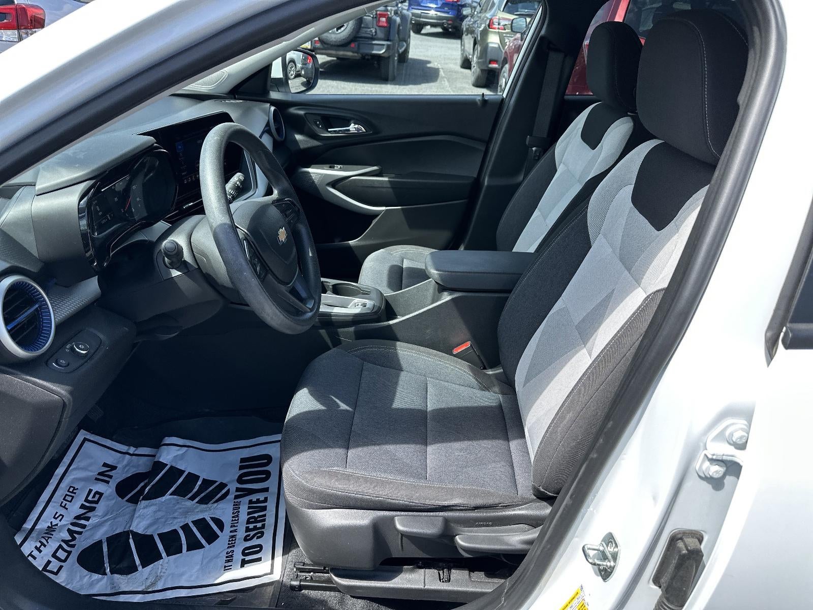 2024 Chevrolet Trax FWD 4dr LS