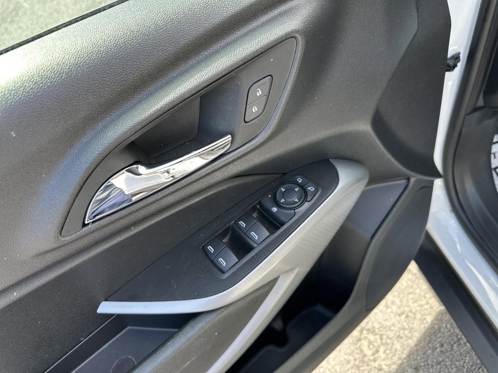 2024 Chevrolet Trax FWD 4dr LS