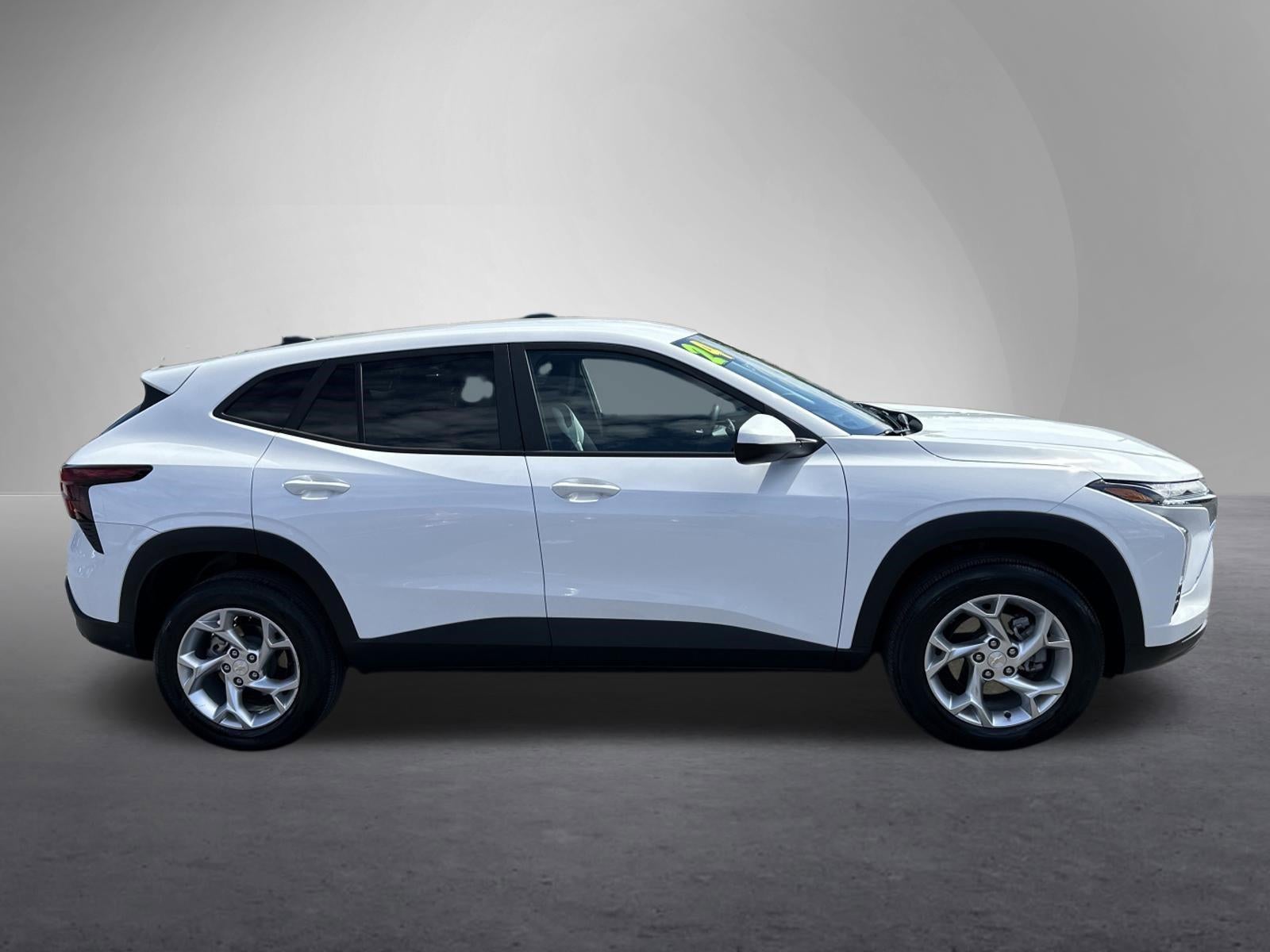 2024 Chevrolet Trax FWD 4dr LS