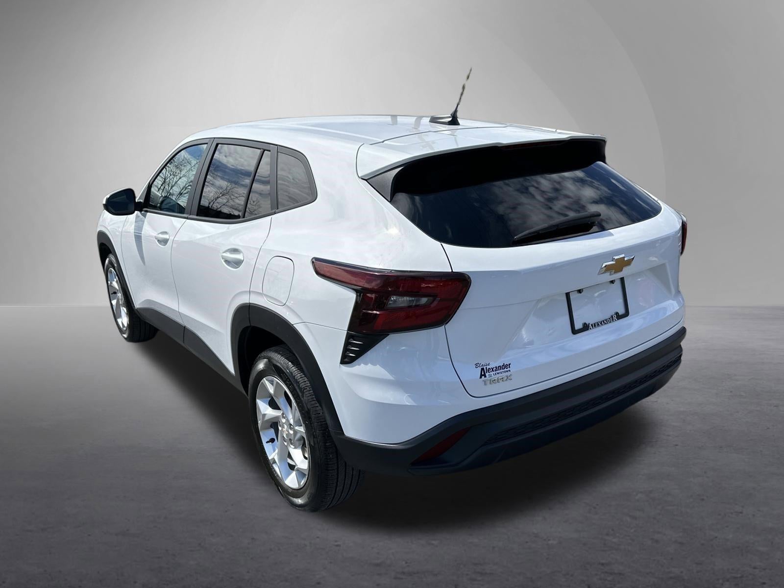 2024 Chevrolet Trax FWD 4dr LS