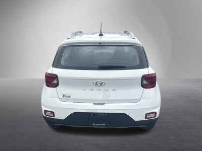 2024 Hyundai VENUE SEL IVT