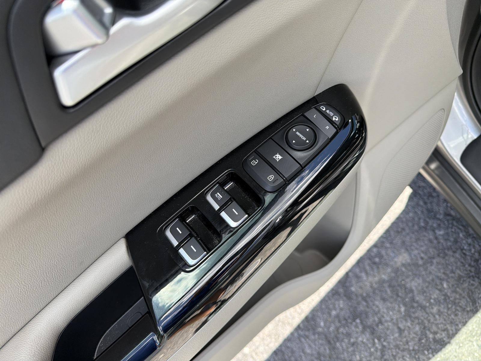 2022 Kia Sportage EX FWD