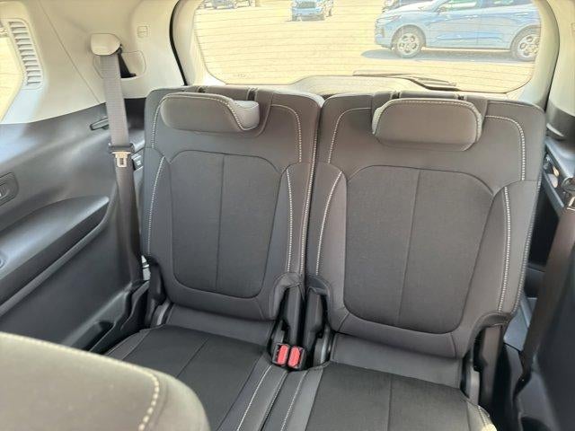 2023 Jeep Grand Cherokee L Laredo 4x4