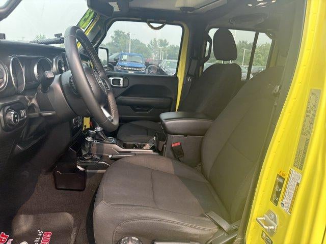 2023 Jeep Gladiator Overland 4x4 *Ltd Avail*