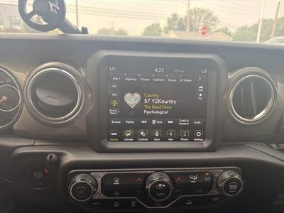 2023 Jeep Gladiator Overland 4x4 *Ltd Avail*