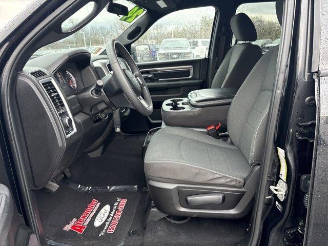 2024 RAM 1500 Classic Warlock 4x4 Crew Cab 5'7" Box