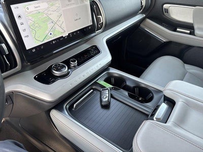 2025 Ford Expedition Max Active 4x4