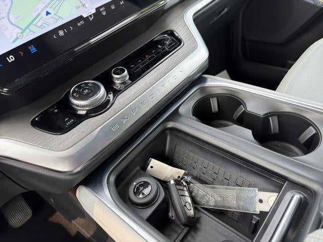 2025 Ford Expedition Max Platinum 4x4