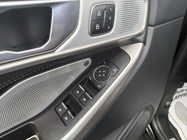 2023 Ford Explorer Limited 4WD