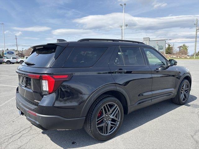 2025 Ford Explorer ST-Line 4WD