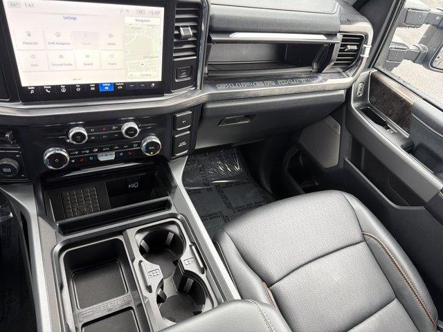 2026 Ford Super Duty F-250 SRW LARIAT 4WD Crew Cab 6.75' Box