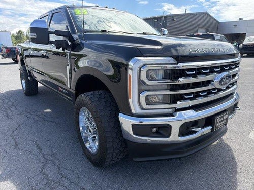2023 Ford Super Duty F-250 SRW LARIAT 4WD Crew Cab 6.75' Box