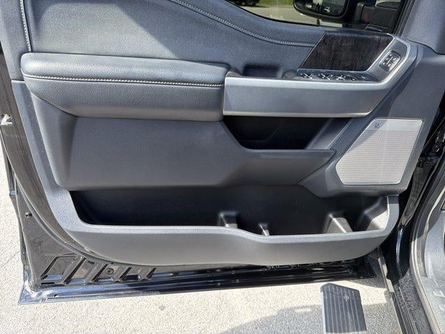 2023 Ford Super Duty F-250 SRW LARIAT 4WD Crew Cab 6.75' Box