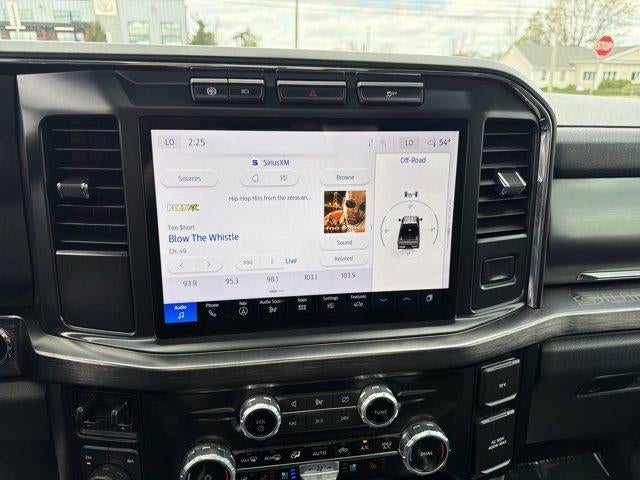 2024 Ford Super Duty F-250 SRW LARIAT 4WD Crew Cab 6.75' Box