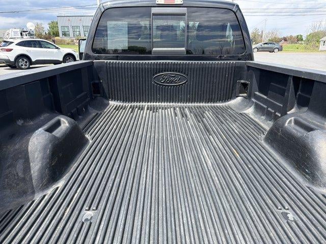 2015 Ford Super Duty F-250 SRW 4WD Regular Cab 8 Ft Box XLT