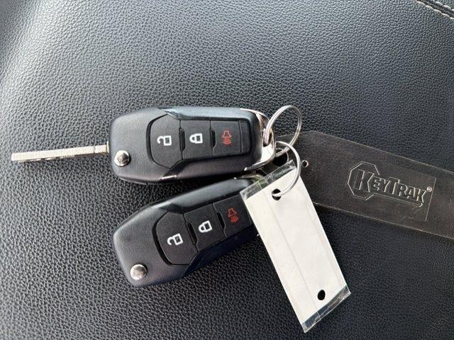 2025 Ford F-150 STX 4WD SuperCrew 5.5' Box