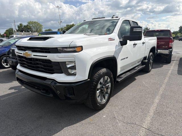 2024 Chevrolet Silverado 2500 HD Double Cab Standard Box 4-Wheel Drive Custom