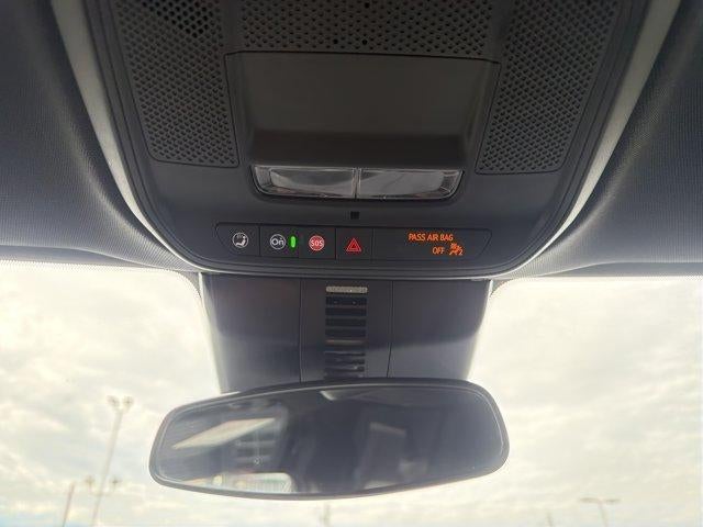 2025 Chevrolet Traverse LT w/2LT