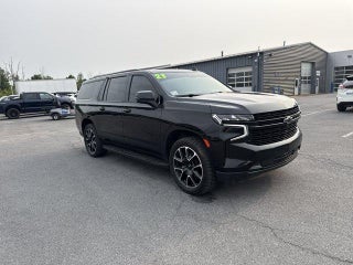 2023 Chevrolet Suburban 4WD RST