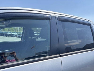 2021 Nissan Titan 4x4 Crew Cab SV