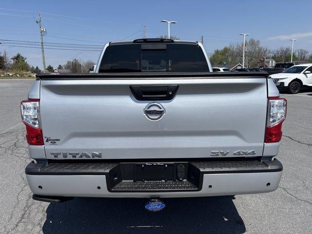 2021 Nissan Titan 4x4 Crew Cab SV