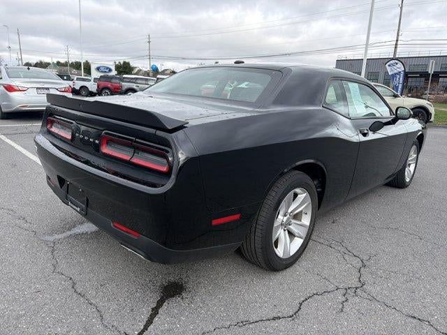 2023 Dodge Challenger SXT RWD