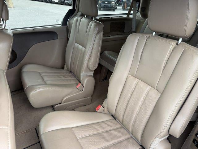 2013 Chrysler Town & Country 4dr Wgn Touring-L