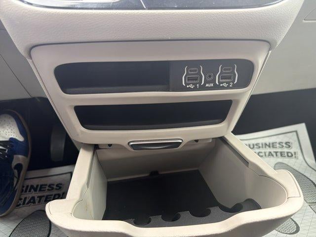 2023 Chrysler Voyager LX FWD
