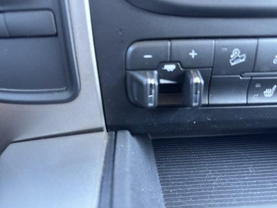 2018 RAM 2500 Big Horn 4x4 Crew Cab 6'4" Box