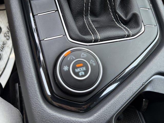 2025 Volkswagen Taos S 4MOTION