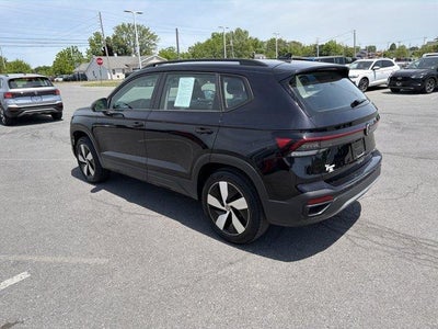 2025 Volkswagen Taos S 4MOTION