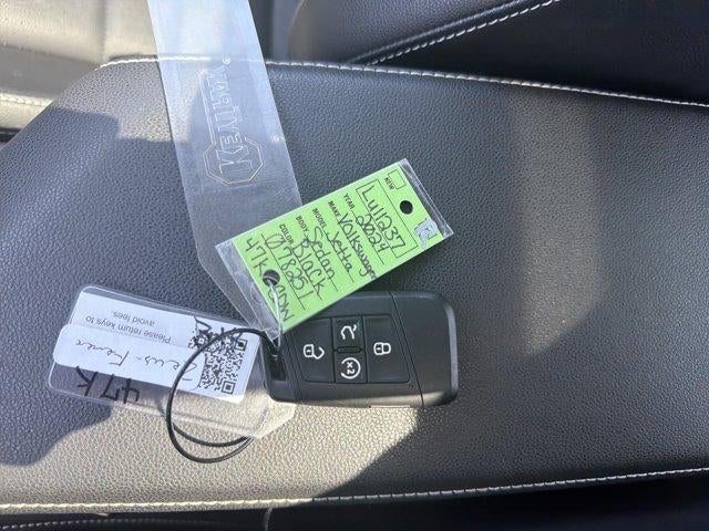 2024 Volkswagen Jetta SE Auto